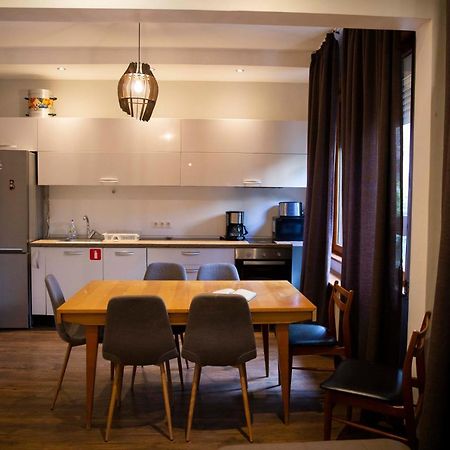 Central Sofia 3-Bedroom Apartment - Urban Art Gallery - Free Parking! Екстериор снимка