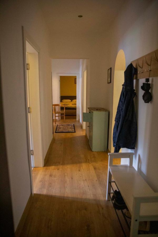 Central Sofia 3-Bedroom Apartment - Urban Art Gallery - Free Parking! Екстериор снимка