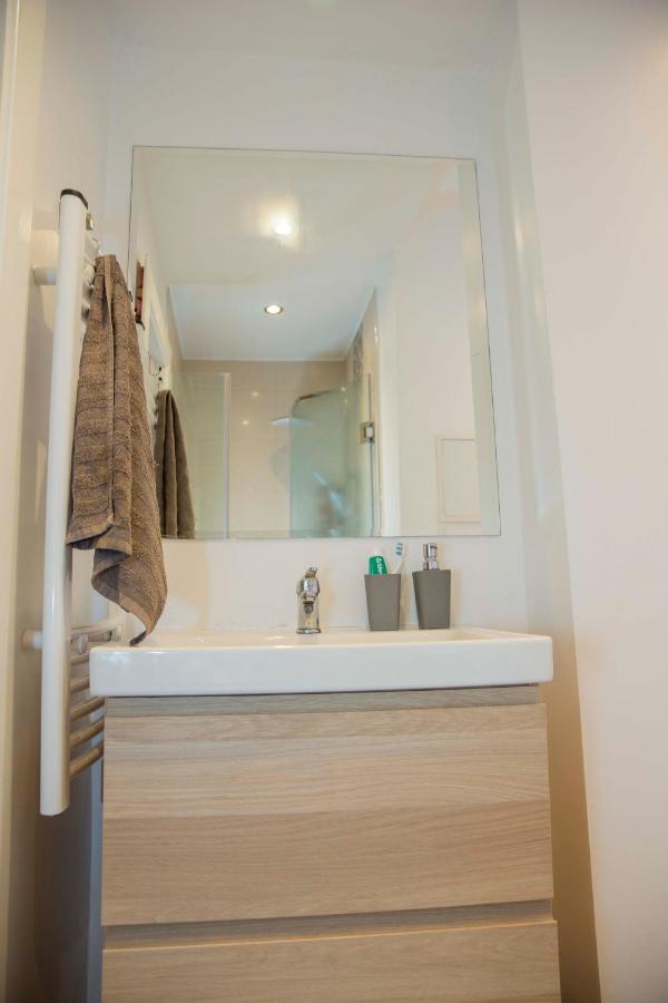 Central Sofia 3-Bedroom Apartment - Urban Art Gallery - Free Parking! Екстериор снимка