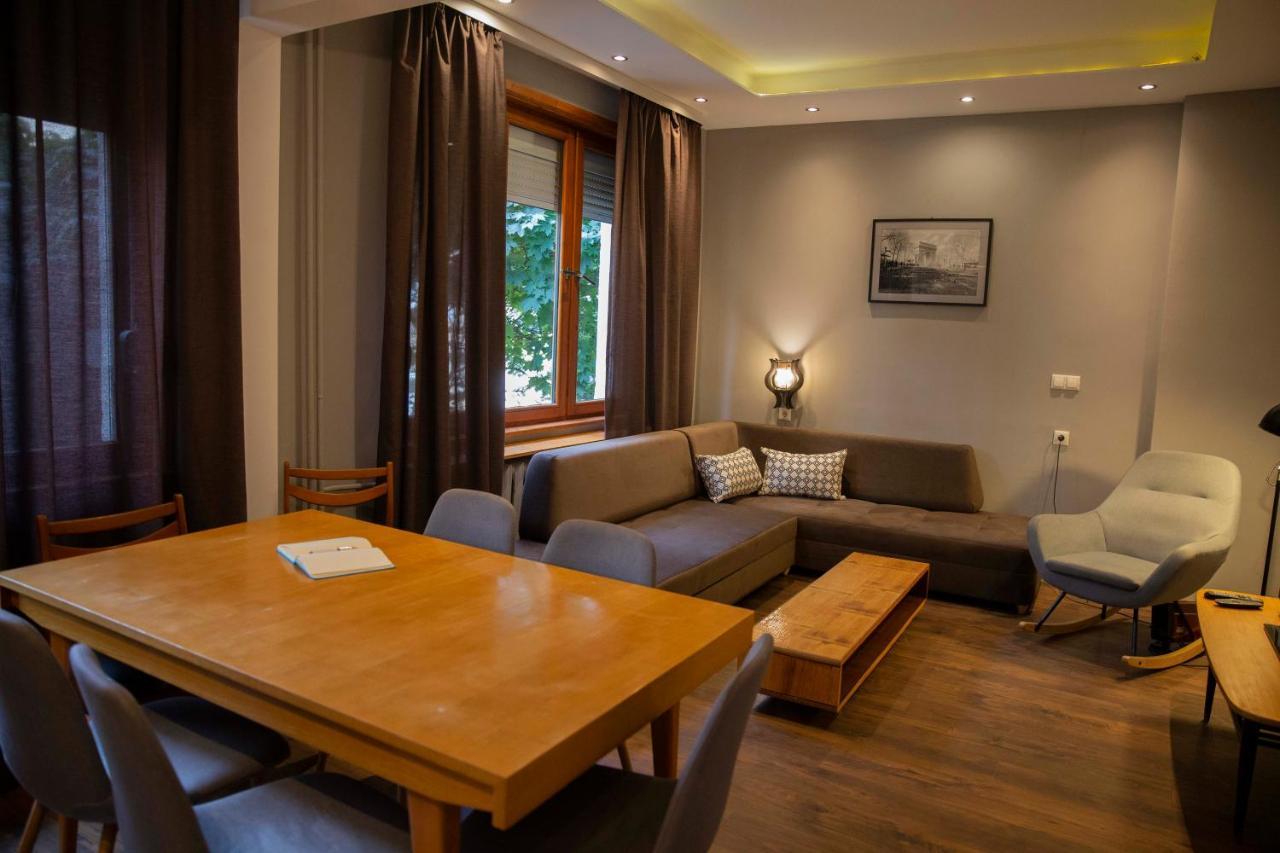 Central Sofia 3-Bedroom Apartment - Urban Art Gallery - Free Parking! Екстериор снимка