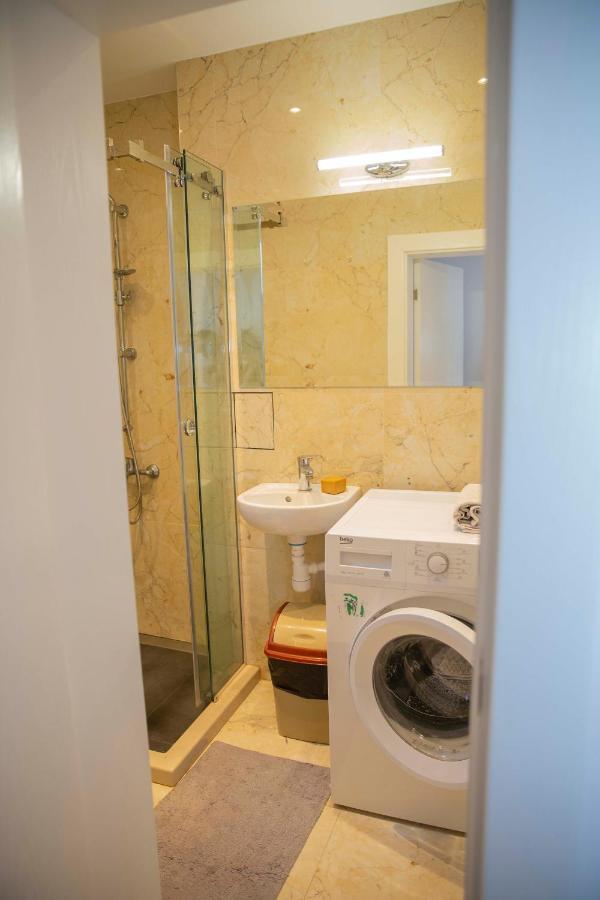 Central Sofia 3-Bedroom Apartment - Urban Art Gallery - Free Parking! Екстериор снимка