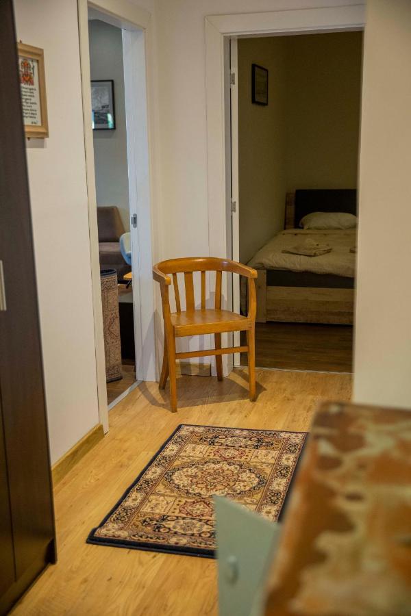 Central Sofia 3-Bedroom Apartment - Urban Art Gallery - Free Parking! Екстериор снимка
